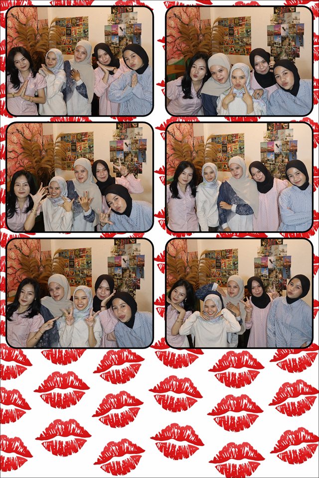 Contoh lembar cetak, enam foto dengan tema bibir